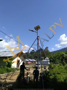 LAMPU JALAN TENAGA SURYA 2 IN 1 40 WATT